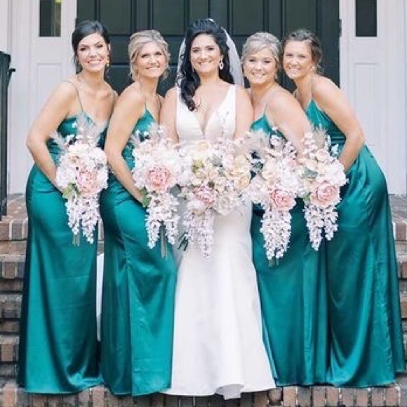 NWT Slim Strap Full-Length Trumpet Gown (Size: 8 / Color: Hunter) - Picture 4 of 13